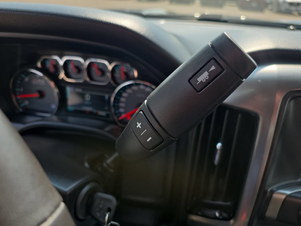 Used 2018 Chevrolet Silverado 1500 LT w/ All Star Edition AWD/4WD image 31