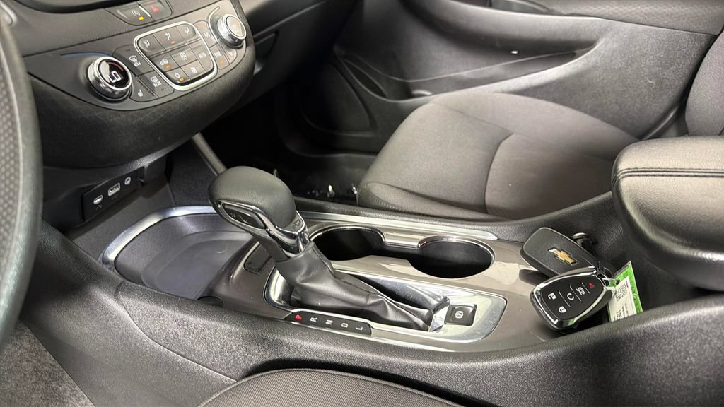 Certified 2022 Chevrolet Malibu LT FWD image 22