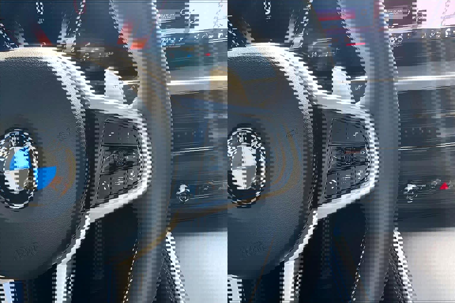 Used 2025 BMW 230i Coupe w/ M Sport Package image 25