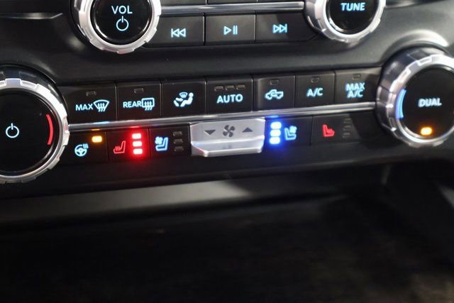Used 2024 Ford F250 Lariat w/ Lariat Ultimate Package image 39