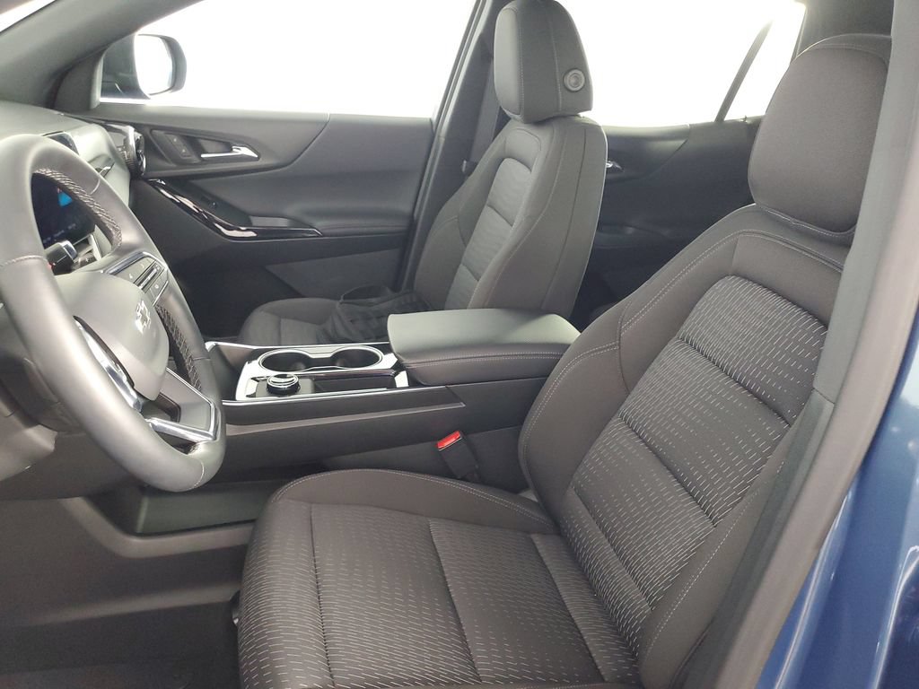 Used 2026 Chevrolet Equinox LT w/ Midnight Edition FWD image 12