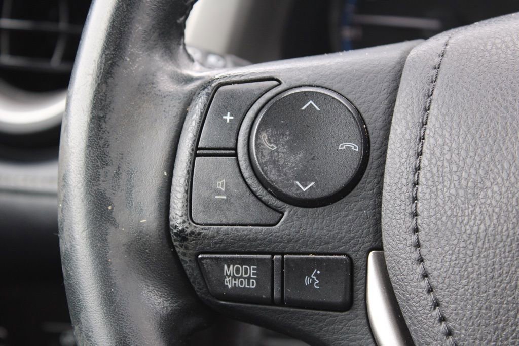 Used 2018 Toyota RAV4 XLE image 29