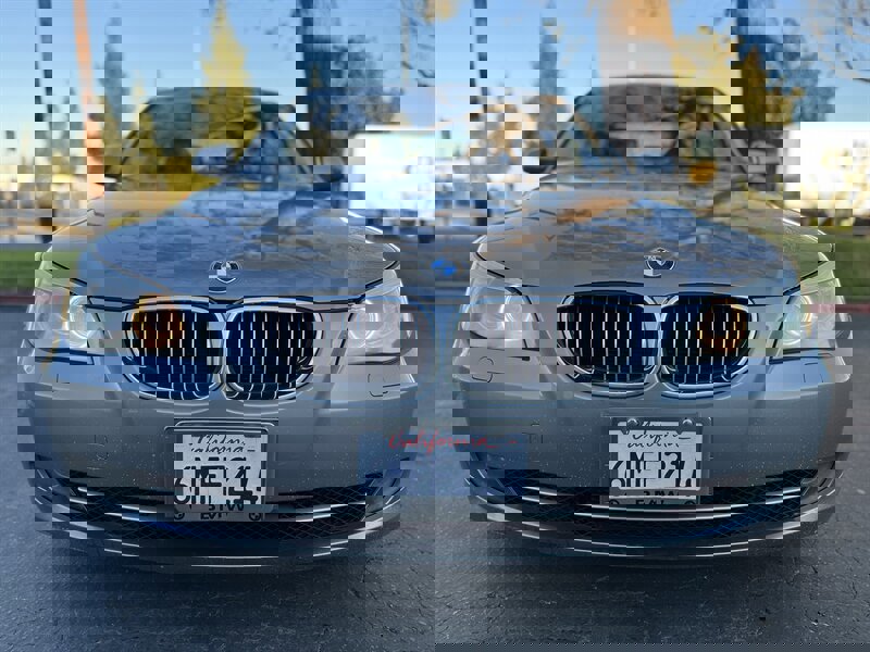 Used 2010 BMW 528i Sedan image 5