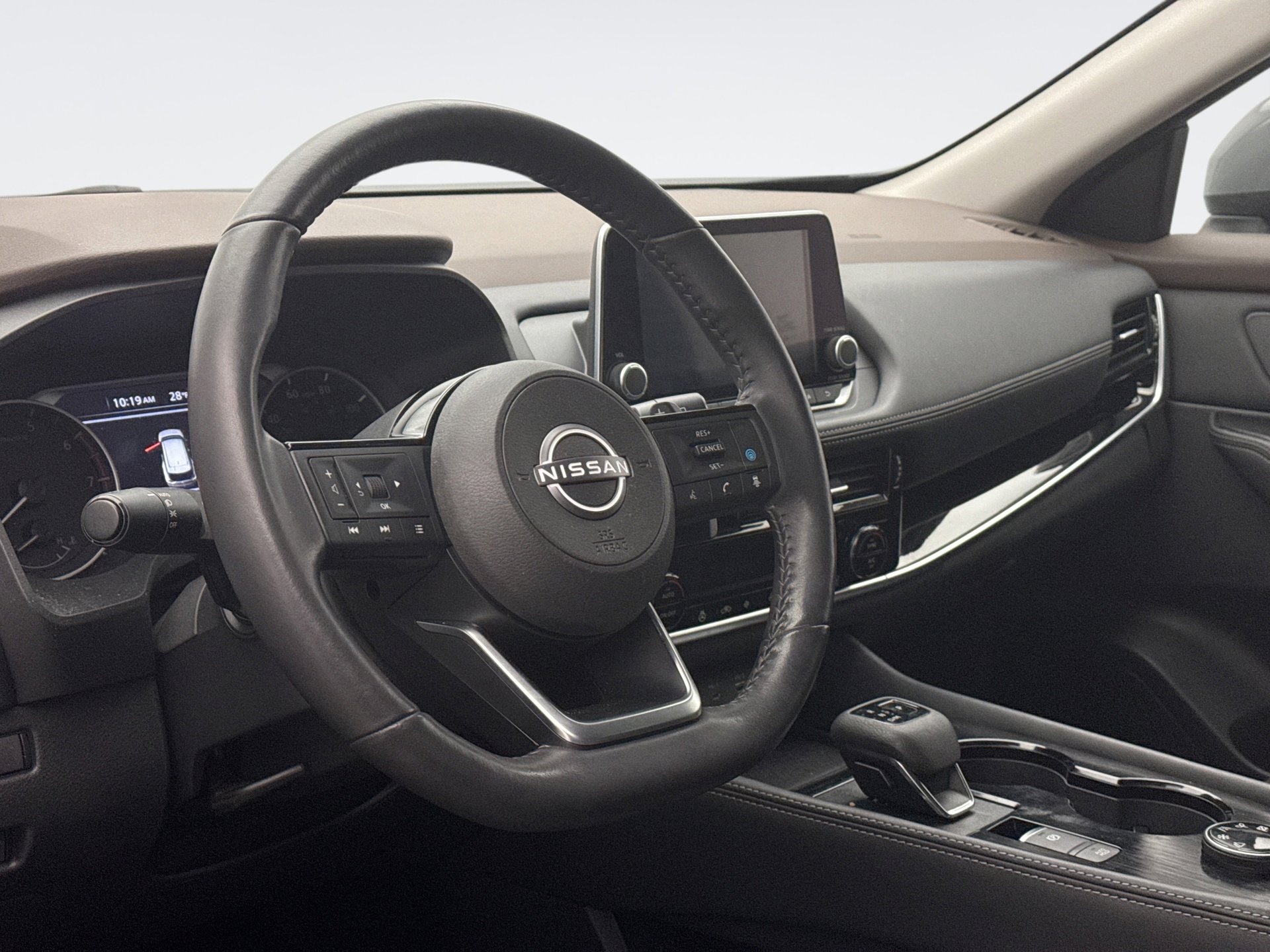 Used 2023 Nissan Rogue SL image 7