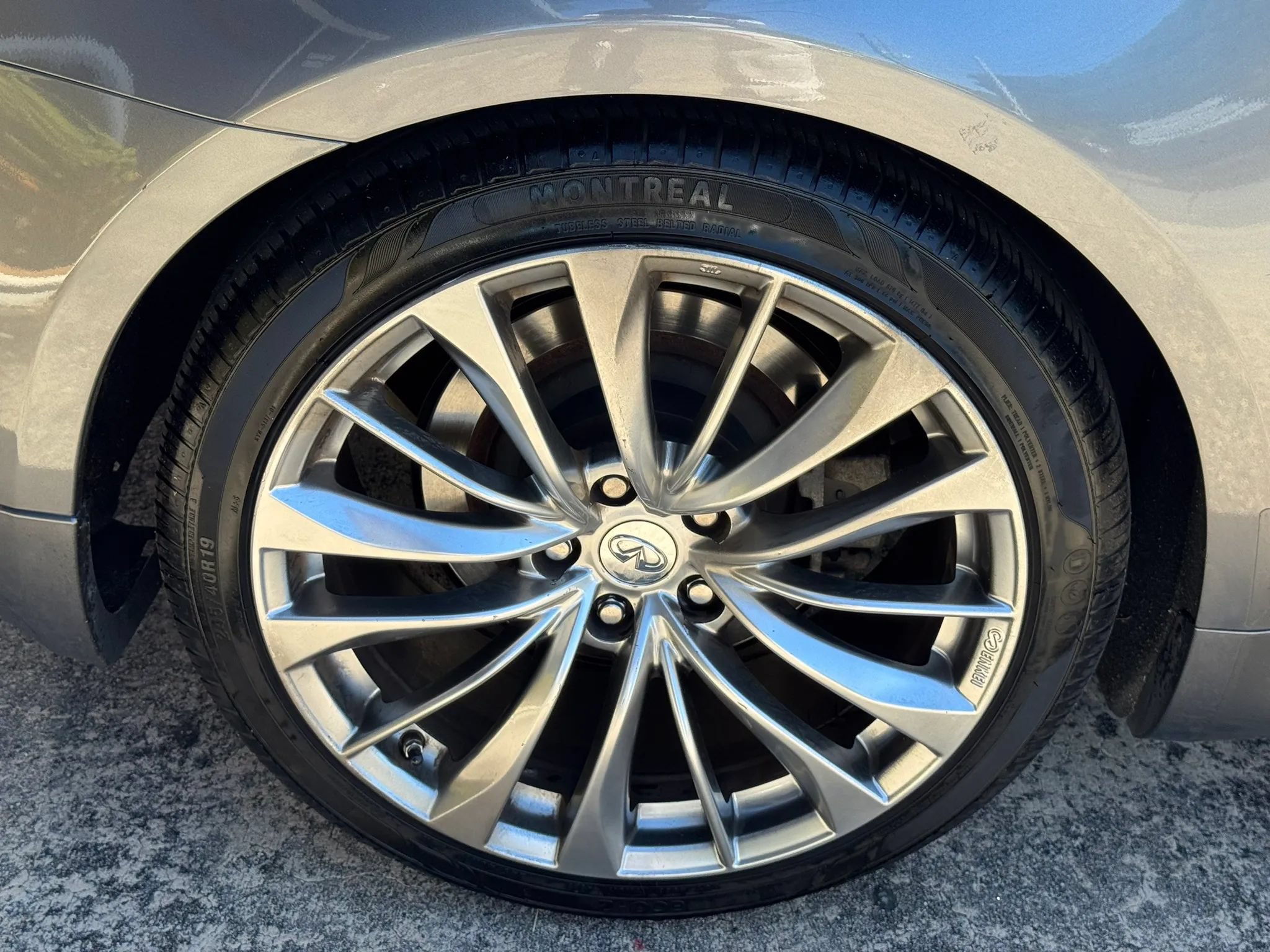 Used 2015 INFINITI Q60 Convertible w/ Premium Package RWD image 27