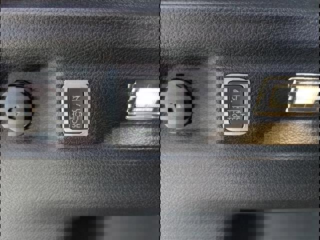 New 2025 Jeep Grand Cherokee L Limited w/ Luxury Tech Group II image 21