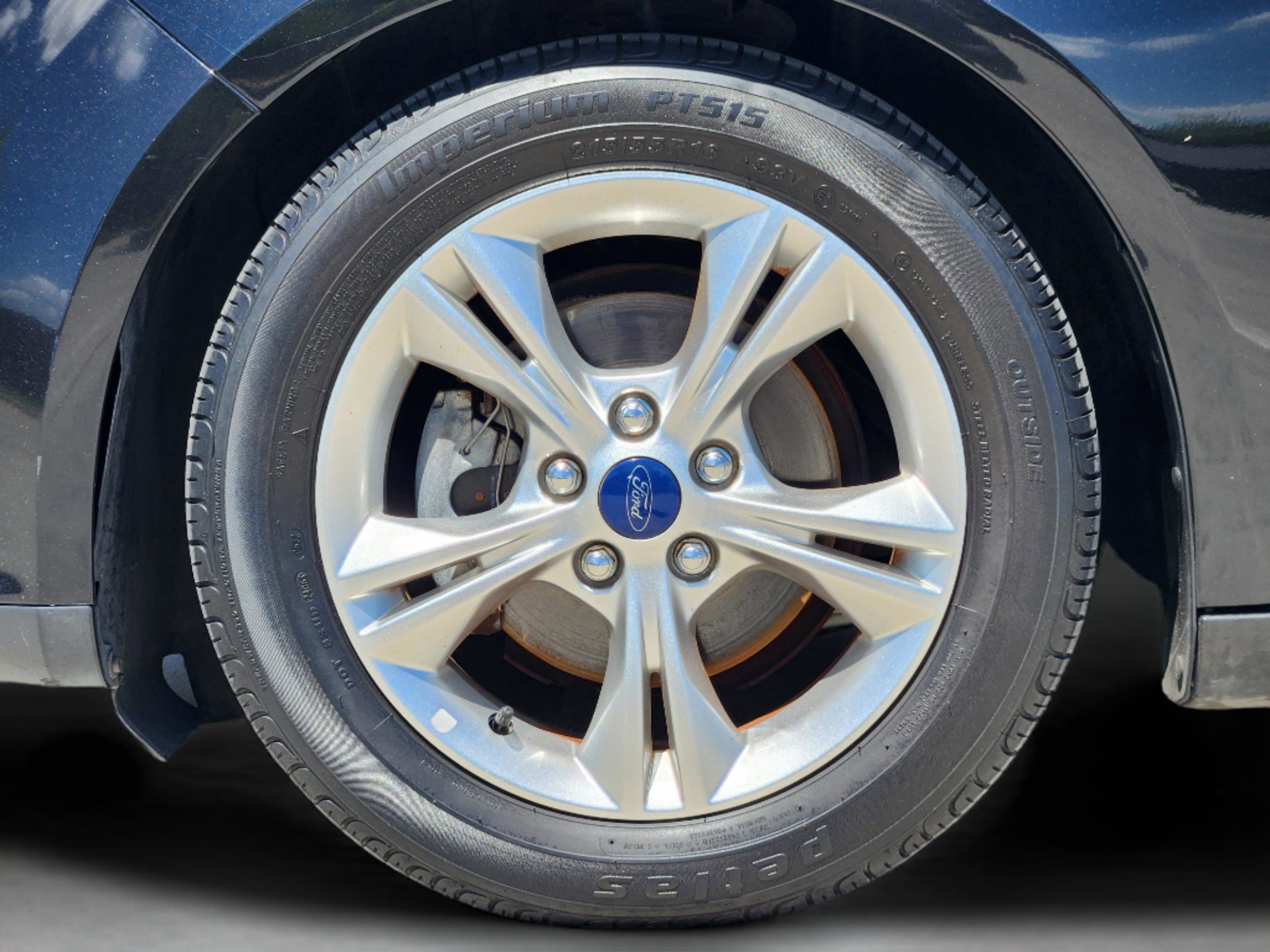 Used 2014 Ford Focus SE image 30