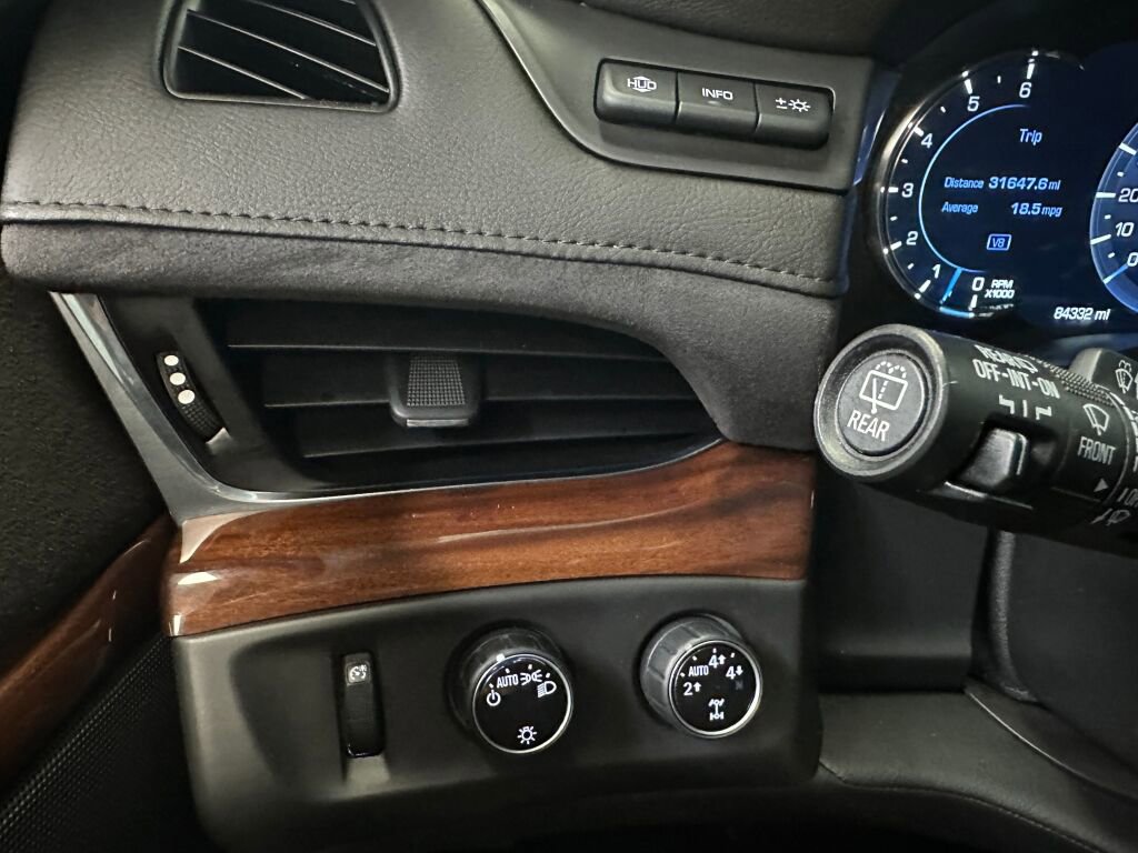 Used 2016 Cadillac Escalade ESV Luxury image 15
