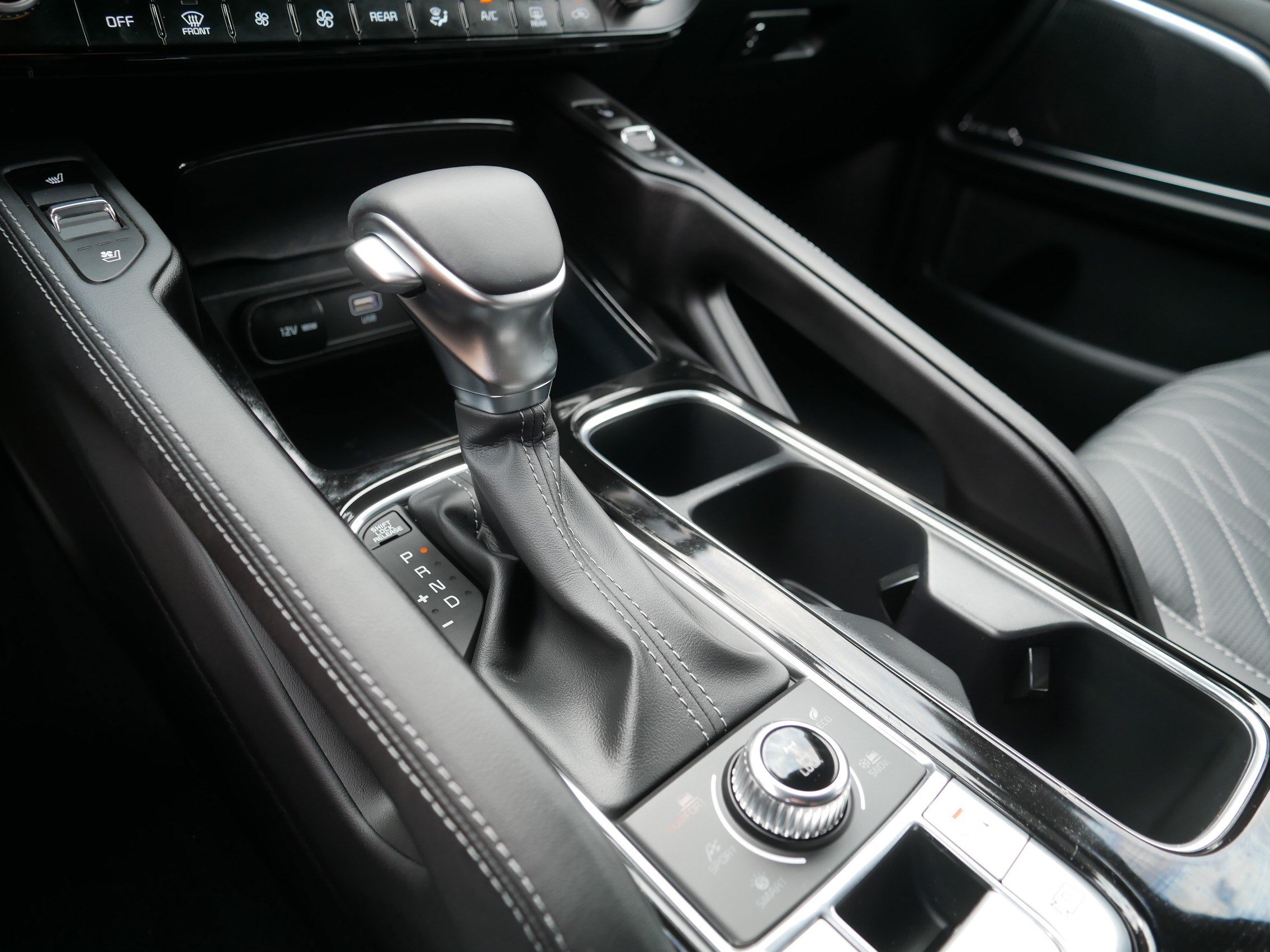 Certified 2025 Kia Telluride SX Prestige X-Line AWD/4WD image 24