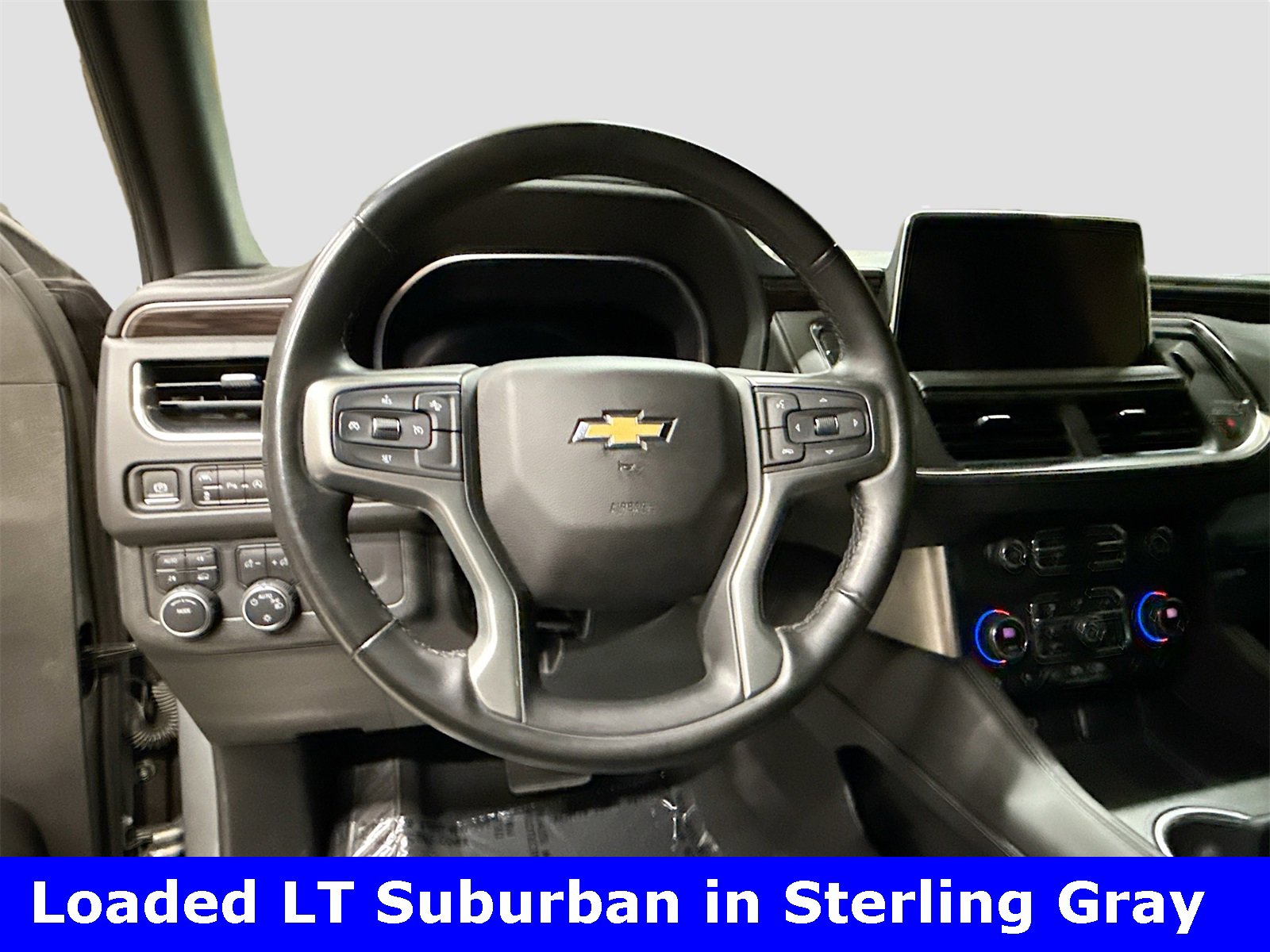 Used 2023 Chevrolet Suburban LT image 11
