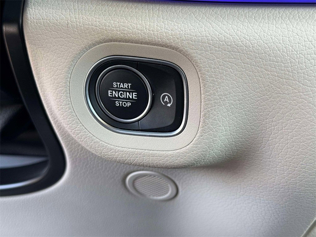 Used 2021 Mercedes-Benz GLS 450 4MATIC image 28