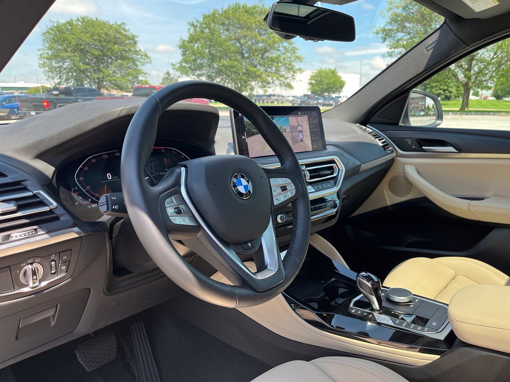 Certified 2025 BMW X4 xDrive30i w/ Premium Package AWD/4WD image 34