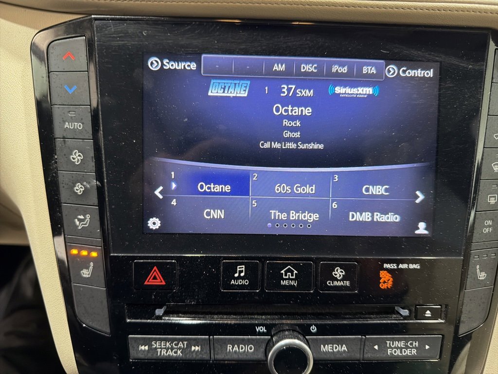 Used 2019 INFINITI QX50 Luxe w/ Navigation Package image 18