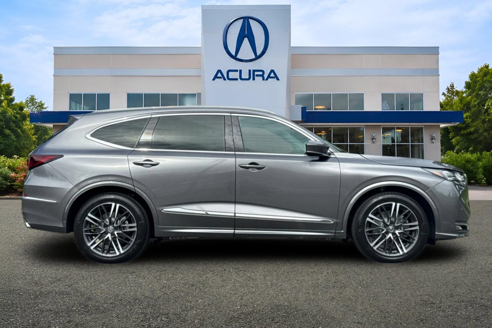 New 2026 Acura MDX w/ Advance Package AWD/4WD image 2