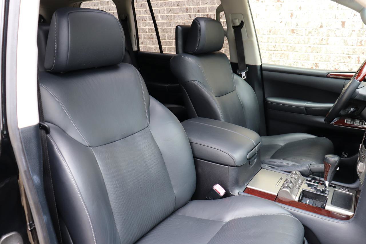 Used 2015 Lexus LX 570 4WD image 26