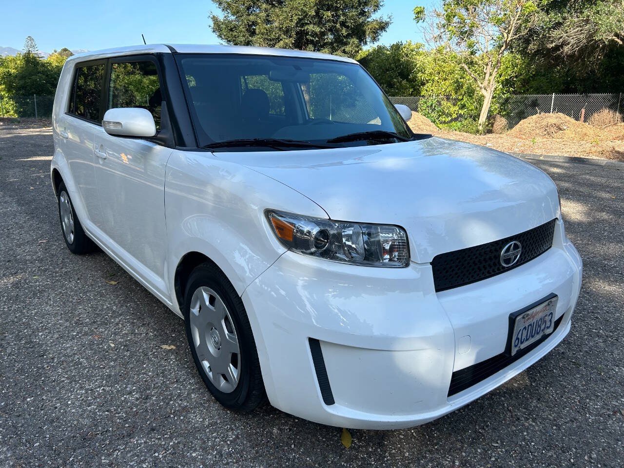 Used 2008 Scion xB FWD image 9