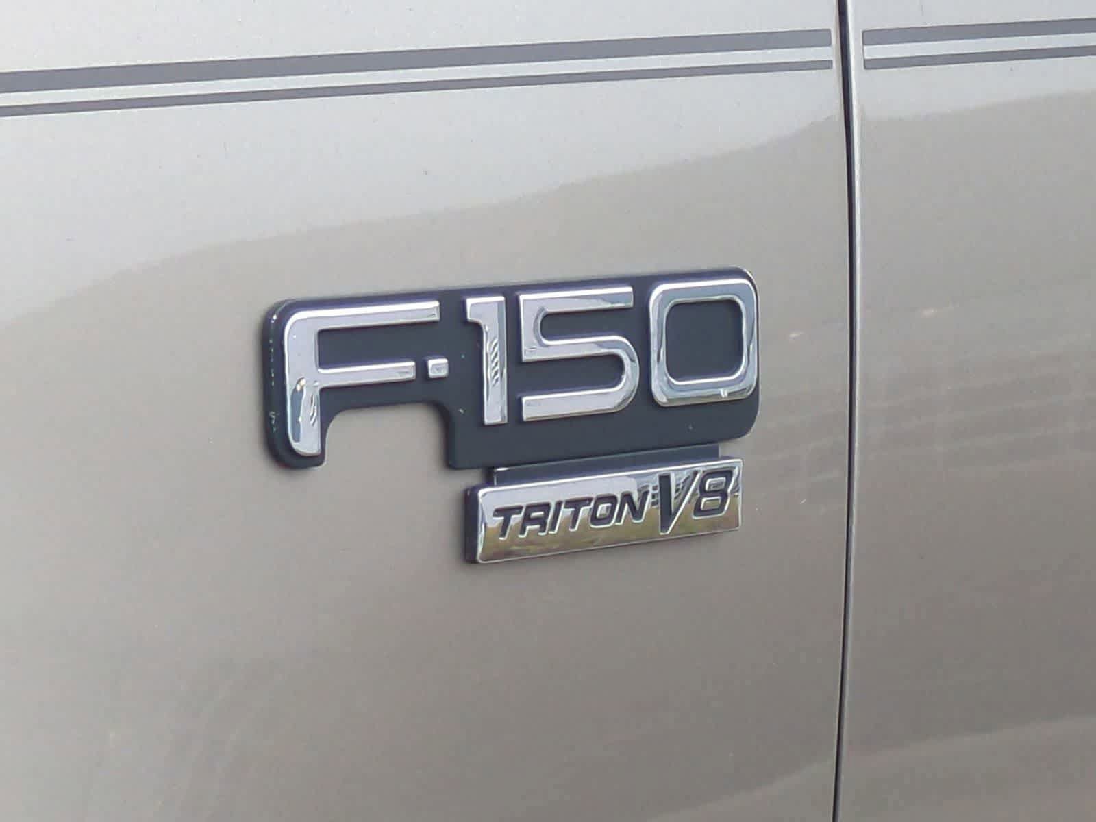 Used 2001 Ford F150 Lariat AWD/4WD image 13