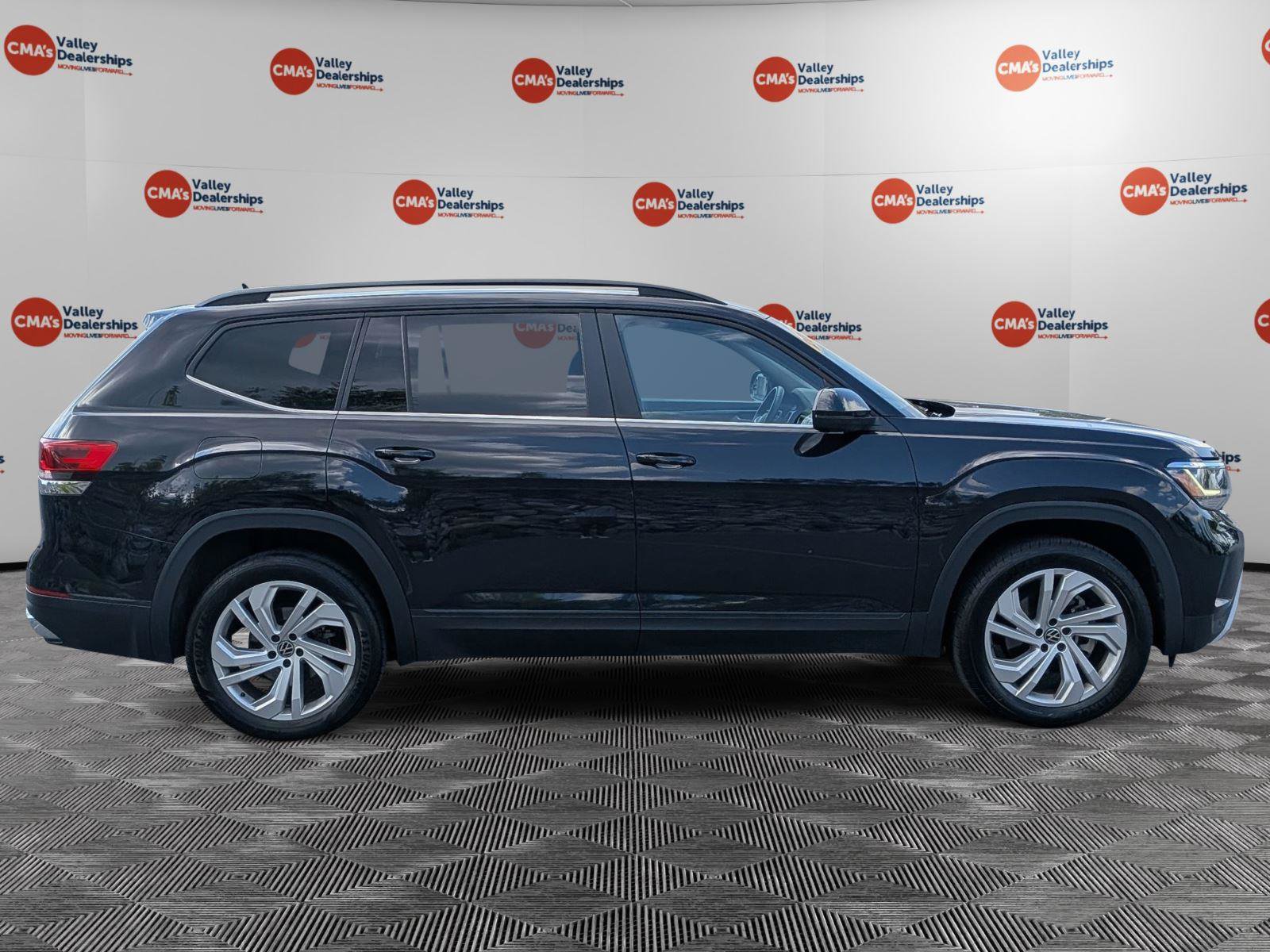 Used 2023 Volkswagen Atlas SE AWD/4WD image 12