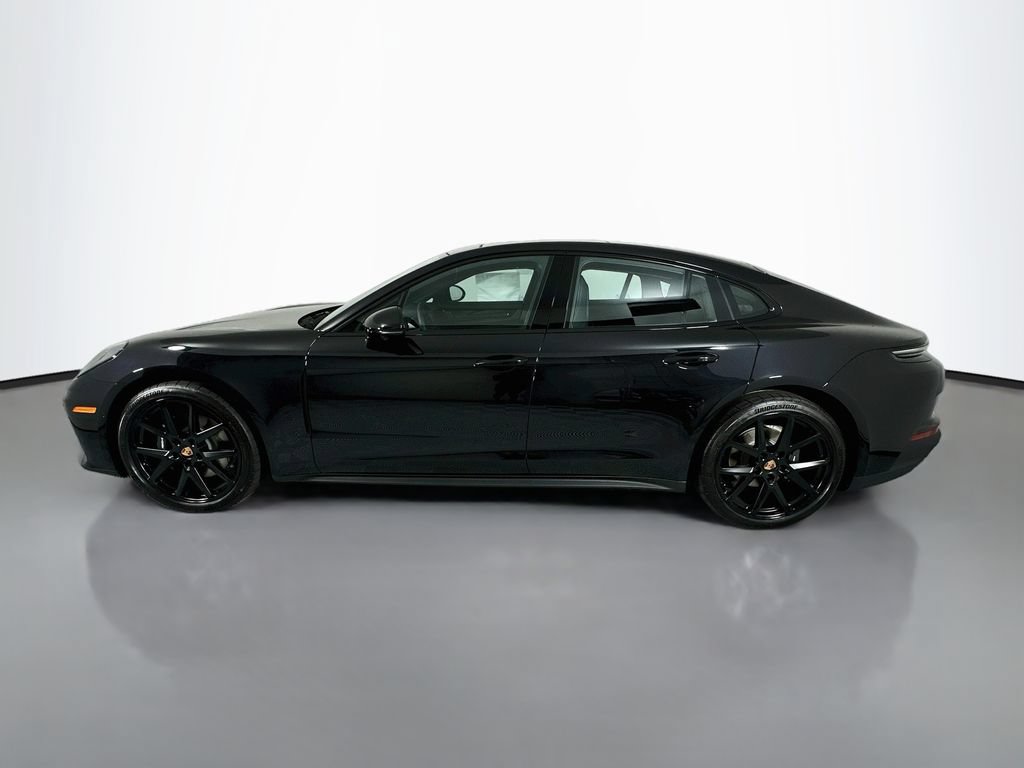 New 2026 Porsche Panamera RWD image 2