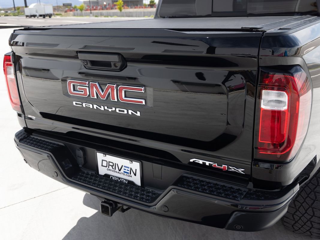 Used 2024 GMC Canyon AT4X AWD/4WD image 11