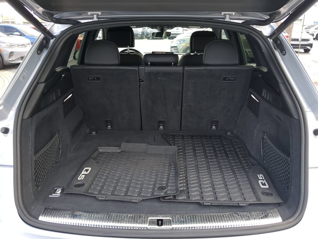 Used 2023 Audi Q5 e Prestige w/ Prestige Package AWD/4WD image 10