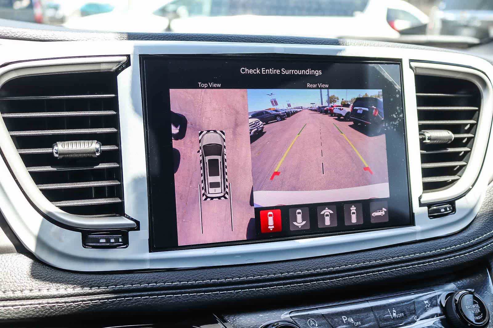 New 2027 Chrysler Pacifica Select FWD image 28