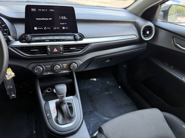 Certified 2024 Kia Forte LXS FWD image 15