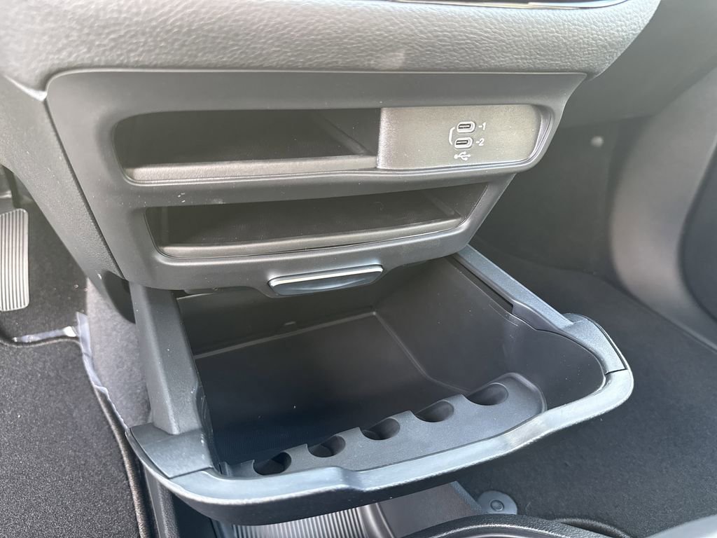 New 2026 Chrysler Pacifica Select image 33