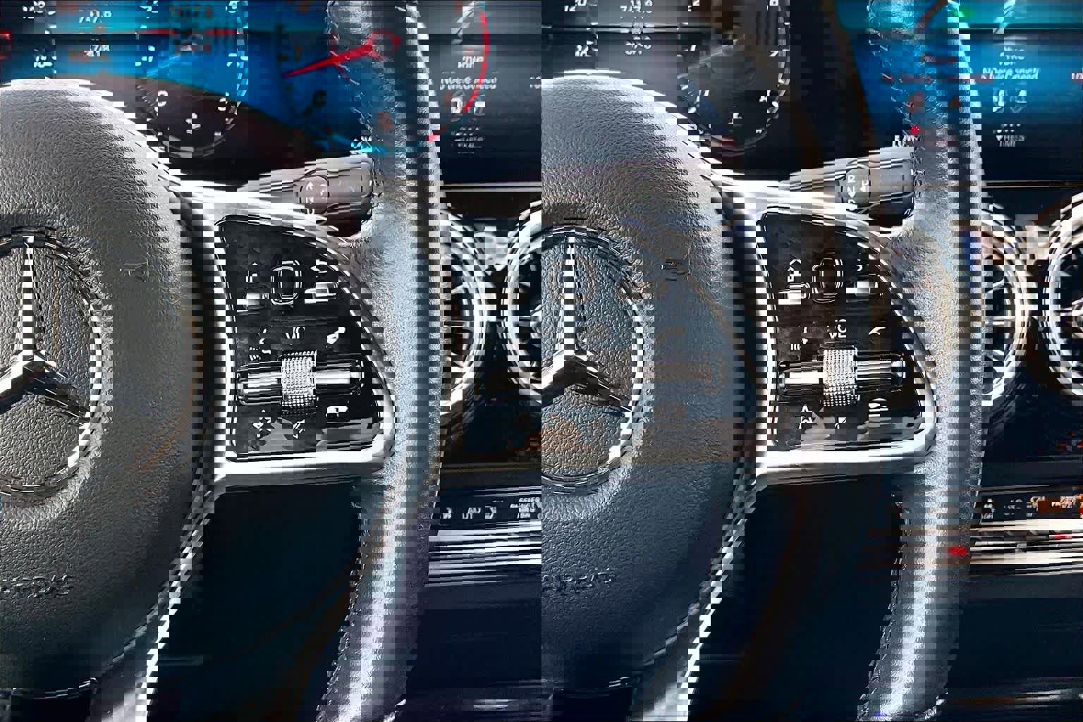 Used 2021 Mercedes-Benz GLA 250 image 26