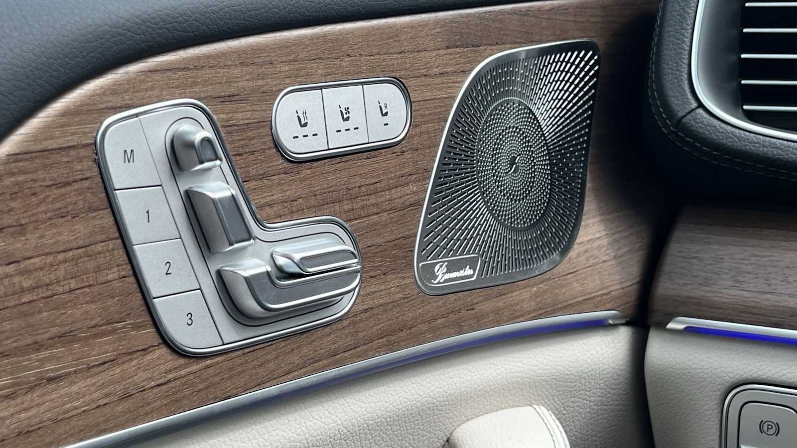 New 2026 Mercedes-Benz GLS 450 4MATIC image 47