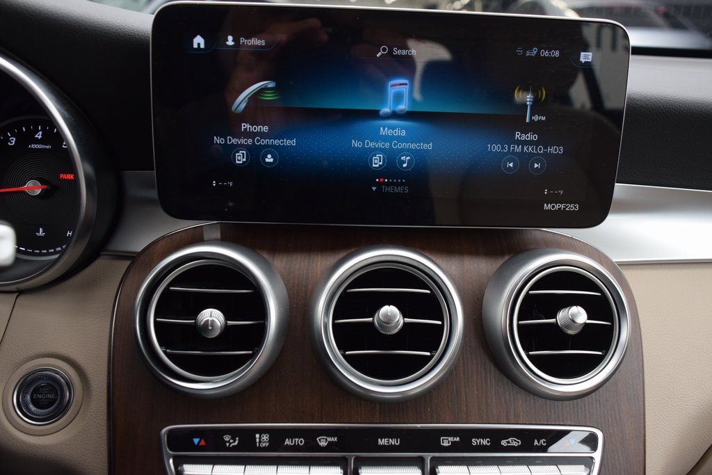 Used 2021 Mercedes-Benz GLC 300 image 26