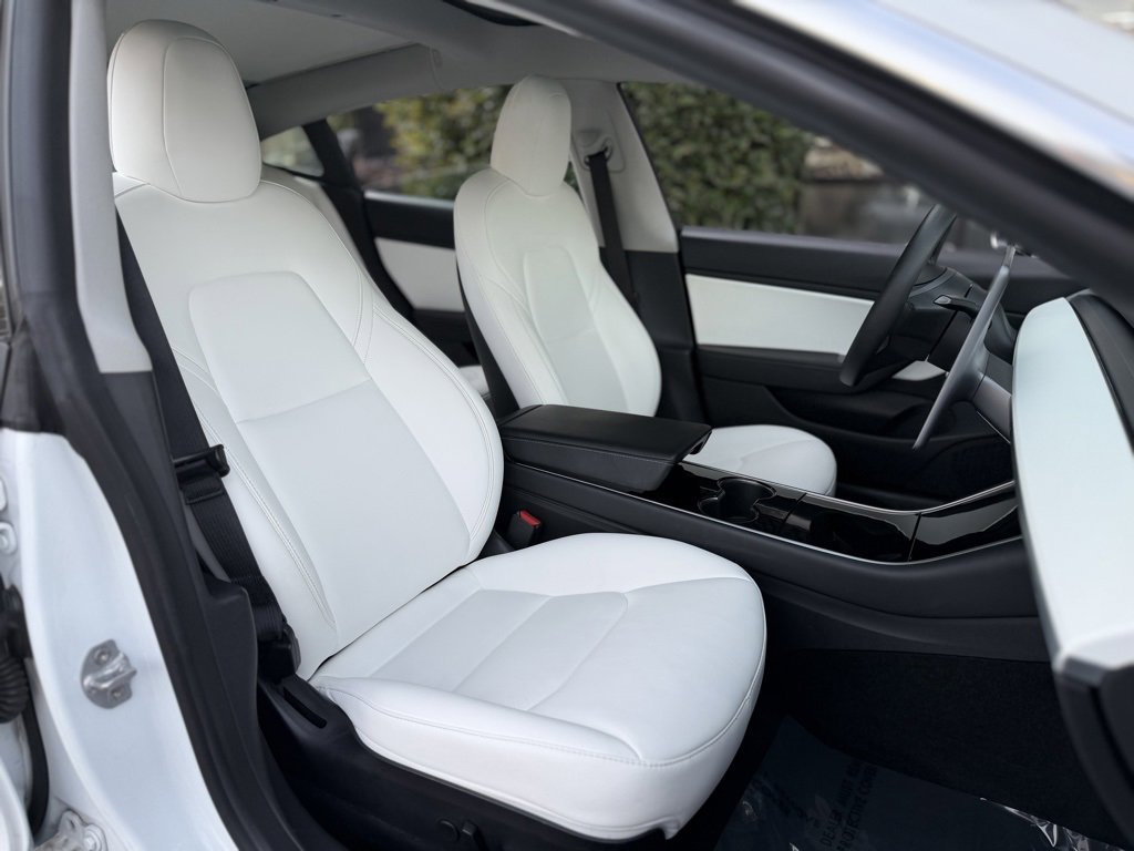 Used 2020 Tesla Model 3 Standard Range Plus image 34