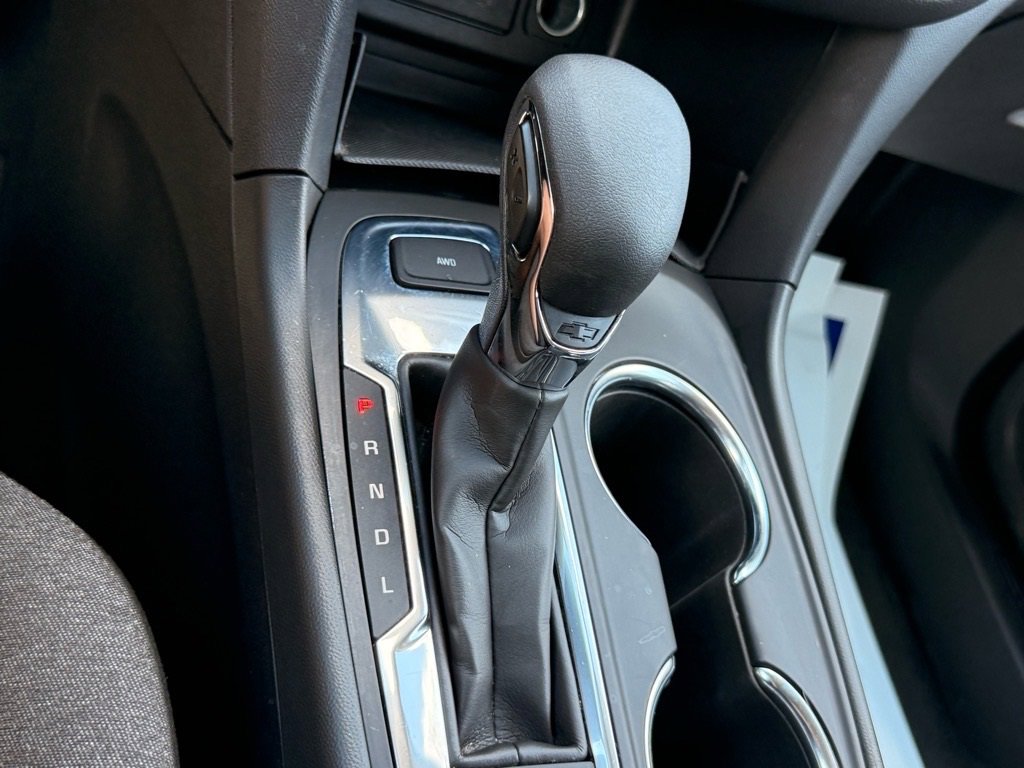 Used 2023 Chevrolet Equinox LT image 19