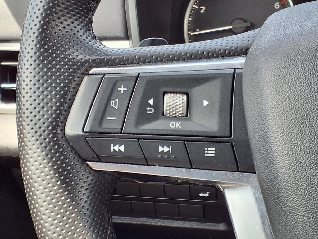 Used 2025 Mitsubishi Outlander SE AWD/4WD image 14