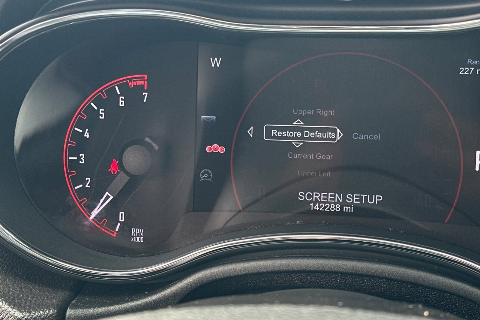 Used 2014 Dodge Durango Citadel w/ Technology Group image 25