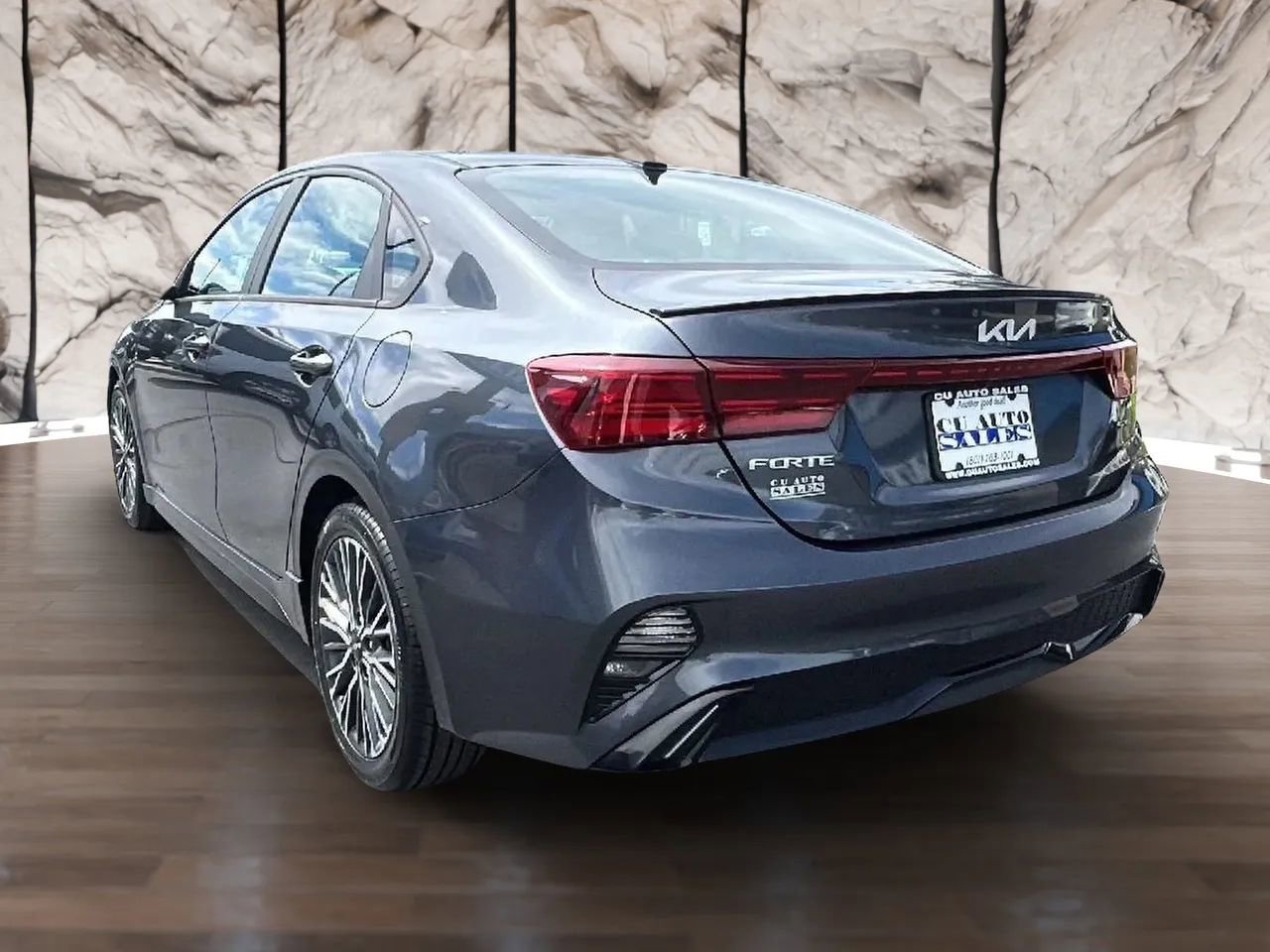 Used 2023 Kia Forte GT-Line w/ GT-Line Technology Package image 3