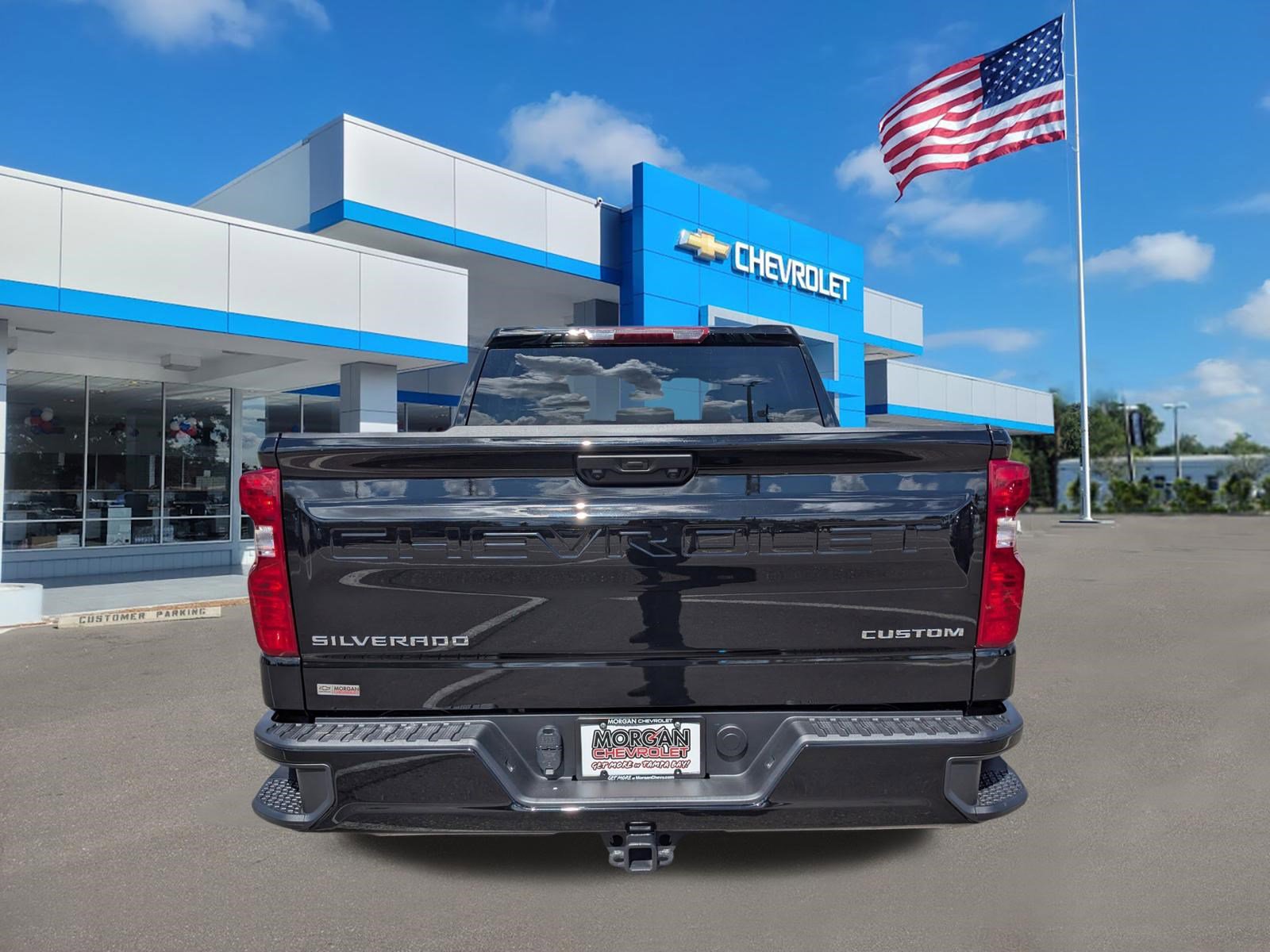 Used 2025 Chevrolet Silverado 1500 Custom image 5