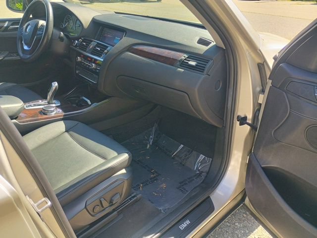 Used 2017 BMW X3 xDrive28i AWD/4WD image 14