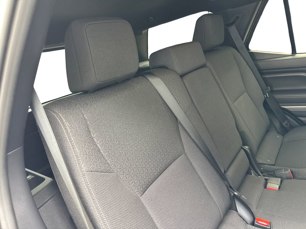 Used 2025 Toyota 4Runner SR5 AWD/4WD image 41