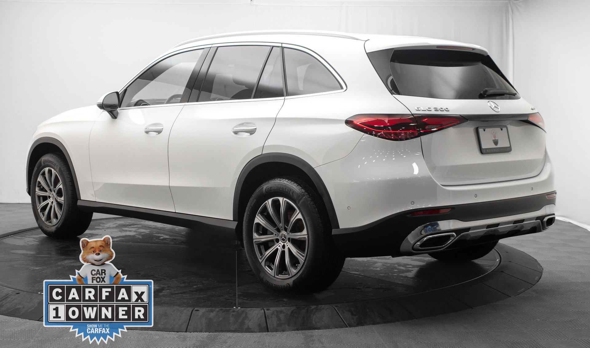 Used 2025 Mercedes-Benz GLC 300 4MATIC image 5