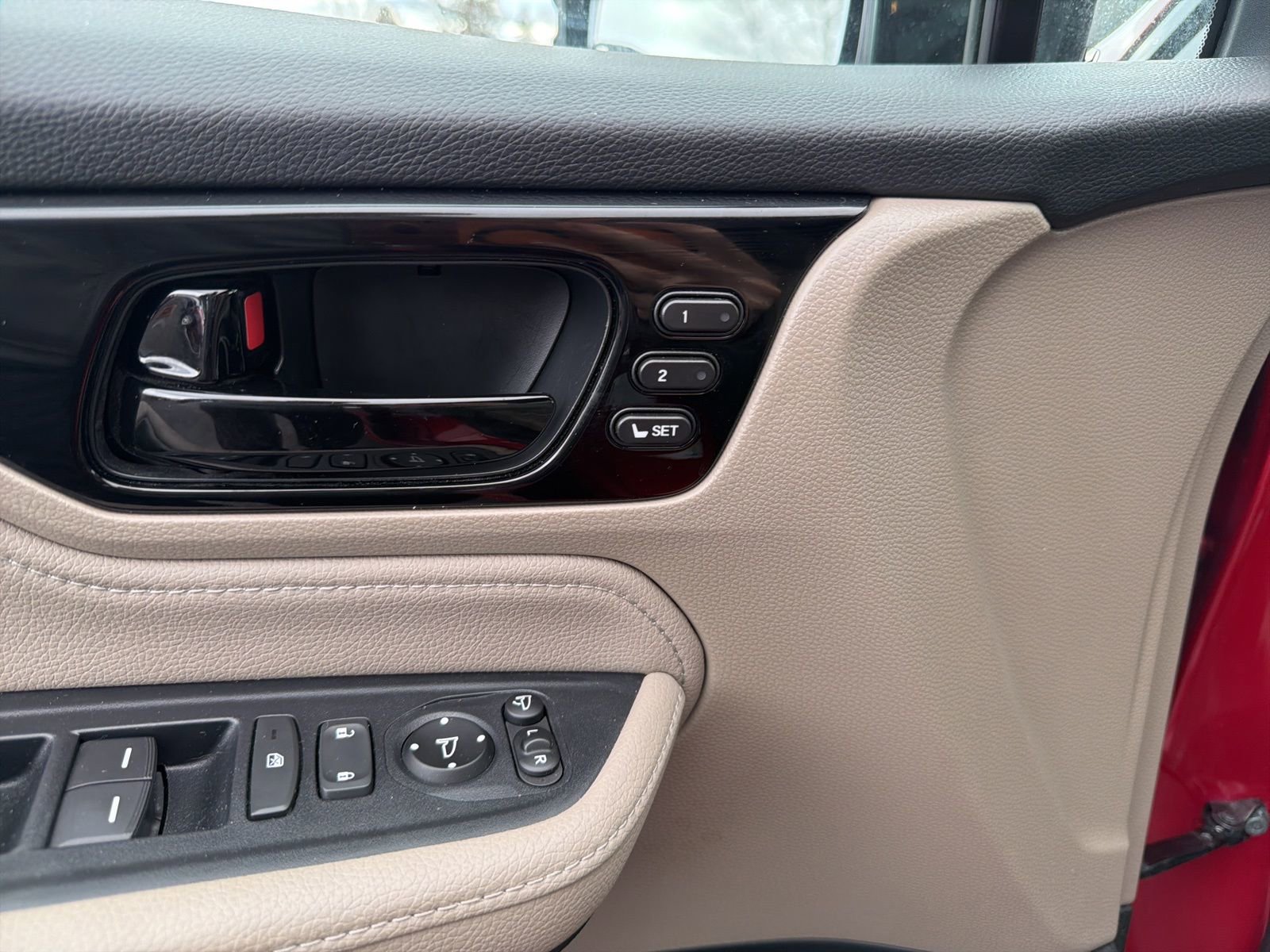 Used 2023 Honda Odyssey Elite image 12