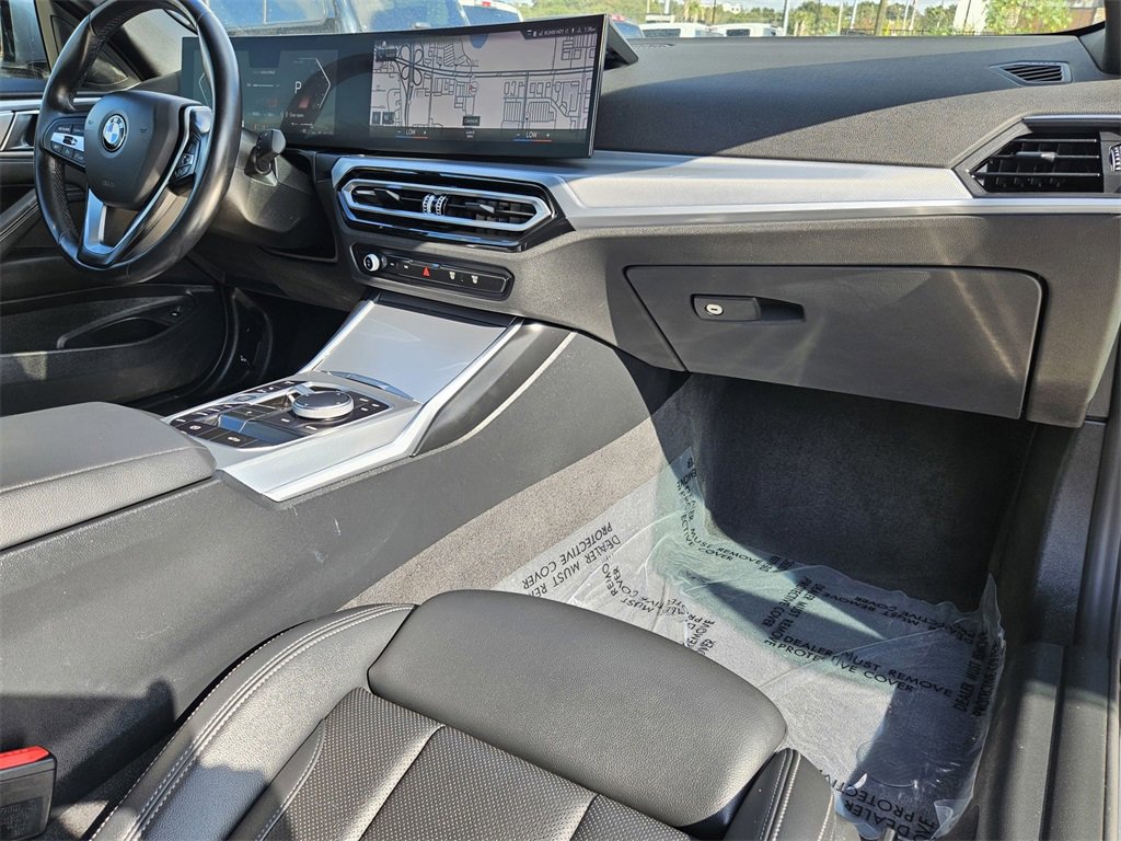 Used 2024 BMW 430i Convertible image 33