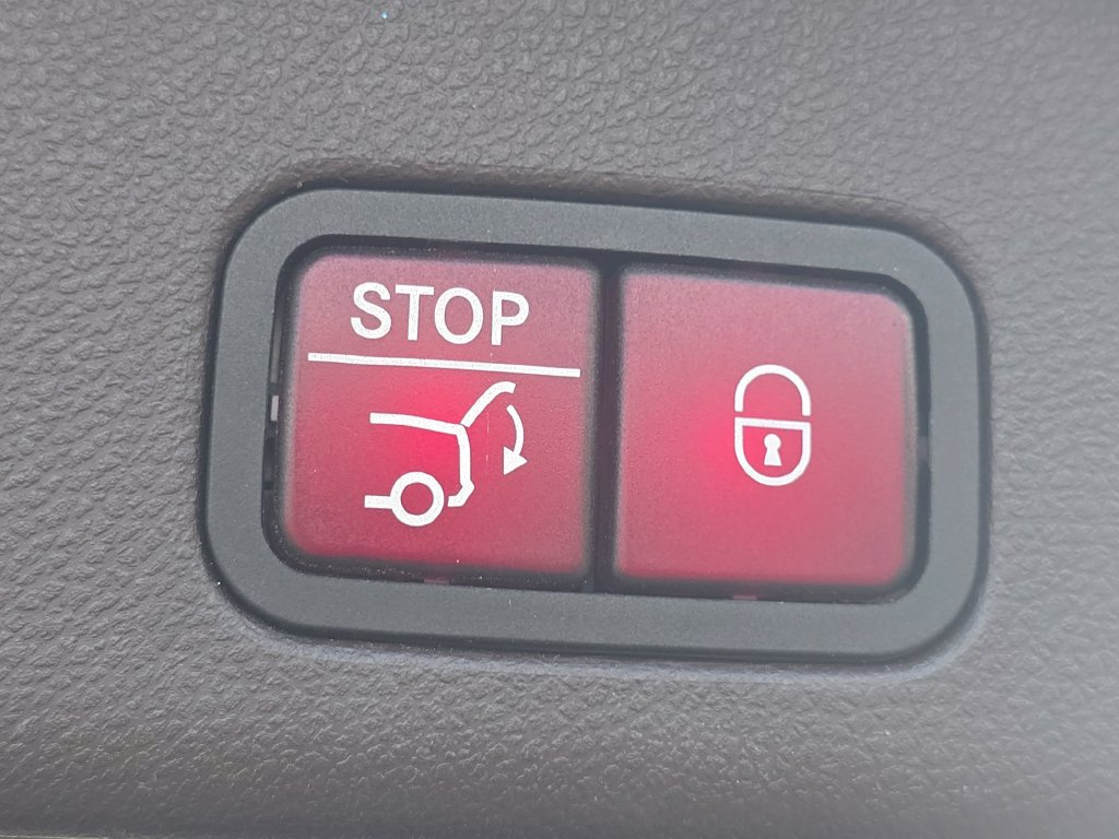 Certified 2018 Mercedes-Benz GLE 350 4MATIC image 18