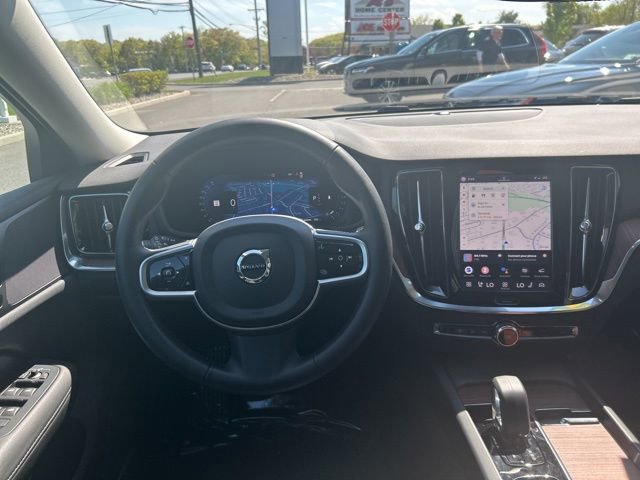 Certified 2025 Volvo V60 B5 Cross Country Plus AWD/4WD image 17