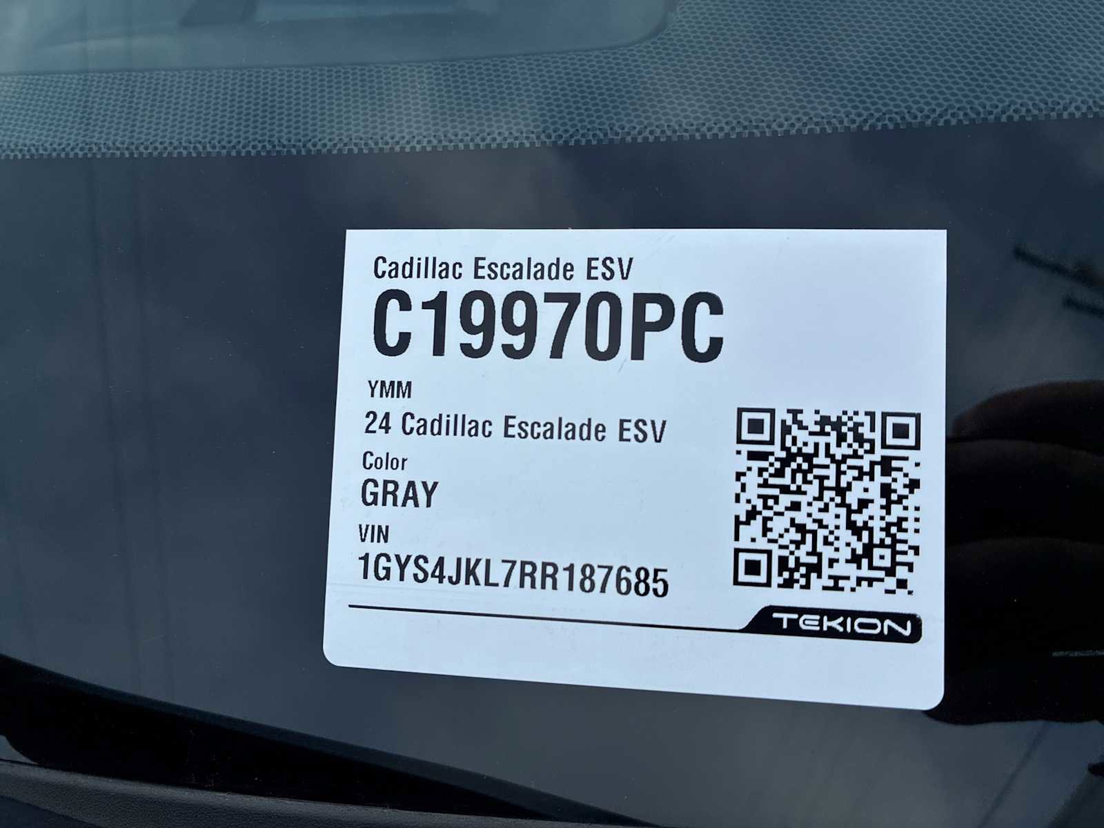 Certified 2024 Cadillac Escalade ESV Luxury image 34