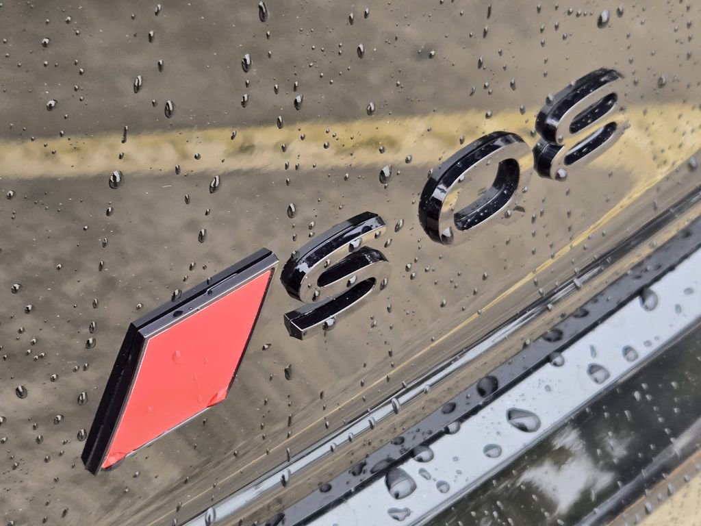 New 2026 Audi SQ8 Prestige image 12