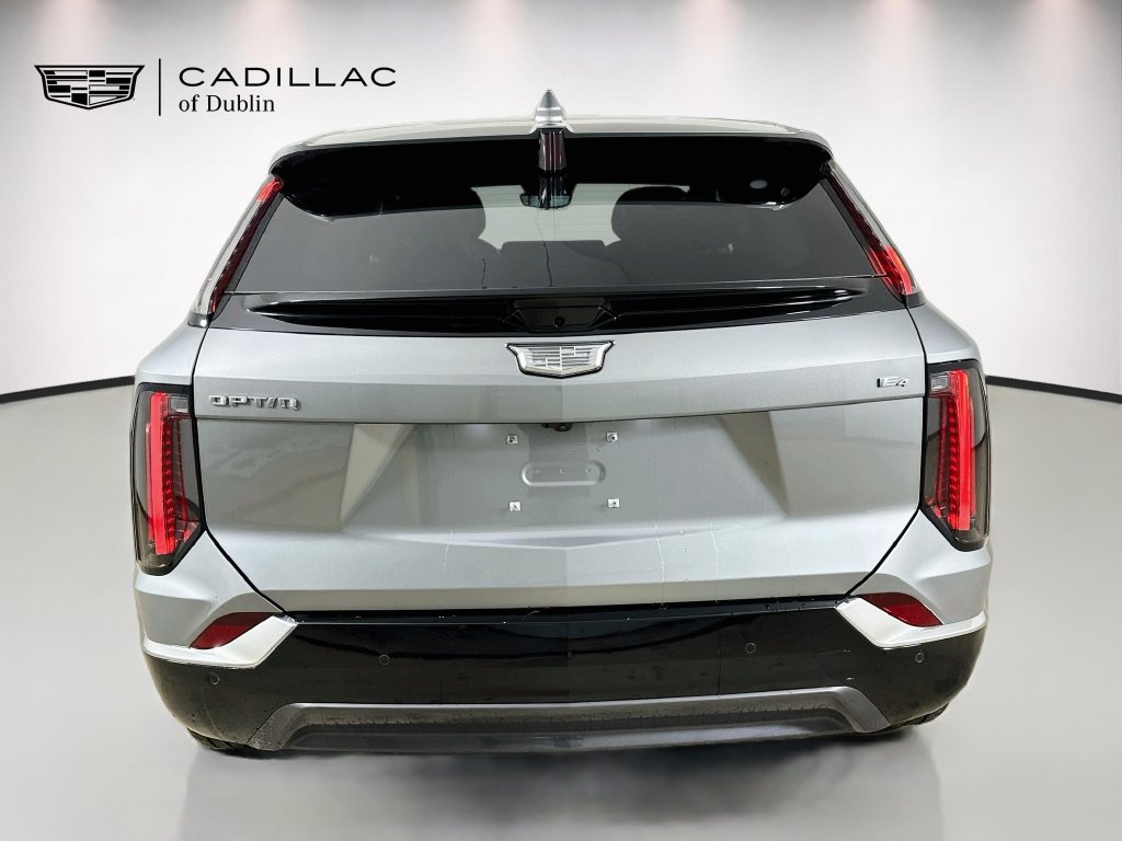 New 2027 Cadillac Optiq Luxury w/ LPO, Floor Liner Package AWD/4WD image 6