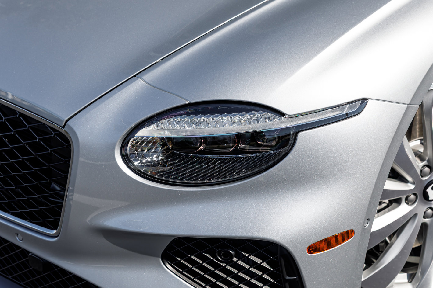 New 2026 Bentley Continental GTC image 3