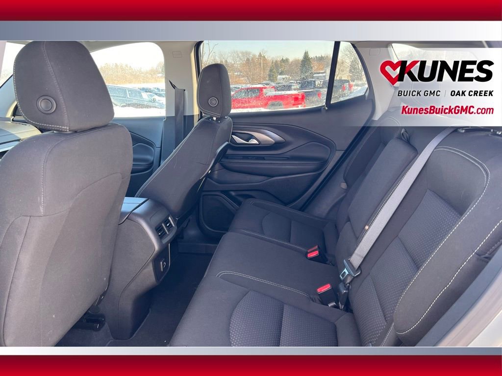 Used 2024 GMC Terrain SLE image 7