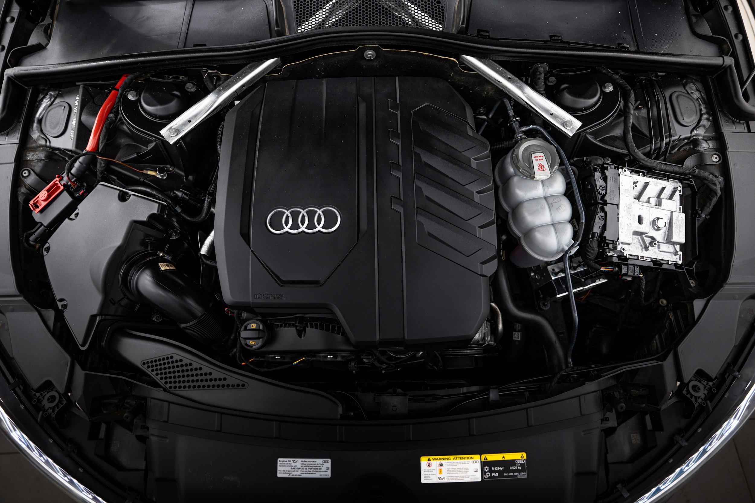 Used 2022 Audi A4 2.0T Premium Plus w/ Premium Plus Package AWD/4WD image 22